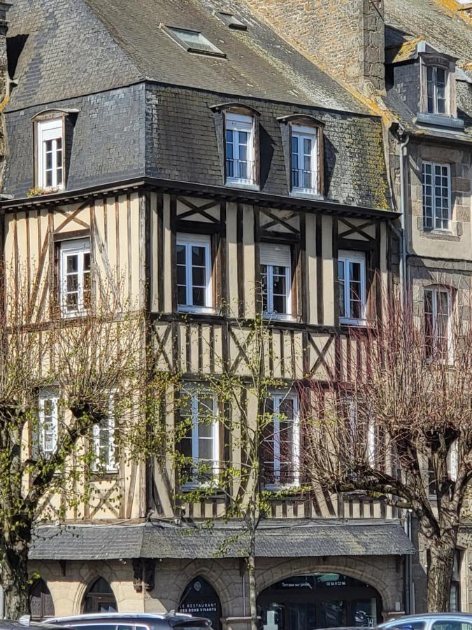 Les Appartements Du Marche Dinan Rom bilde